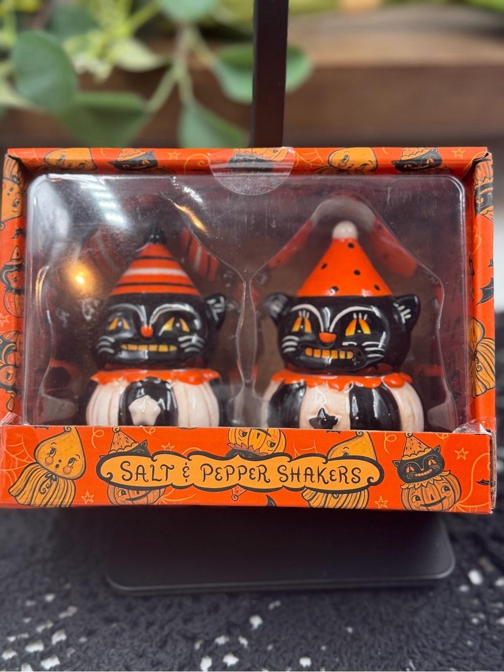 johanna parker 2026 black cat salt & pepper shakers nib halloween